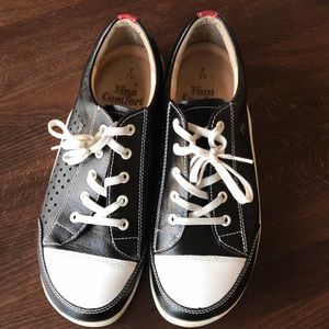 Finn Comfort Black Leather Sneakers